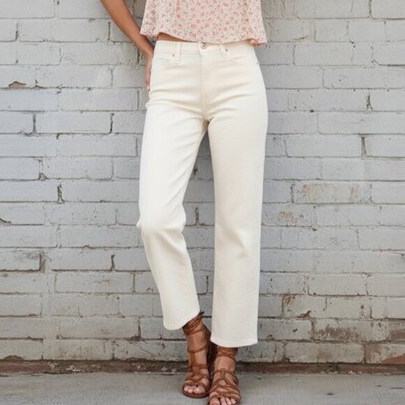 Blank NYC Denim - BLANKNYC Baxter Ribcage Straight Leg Jeans Natural White (Off-White) Size 27